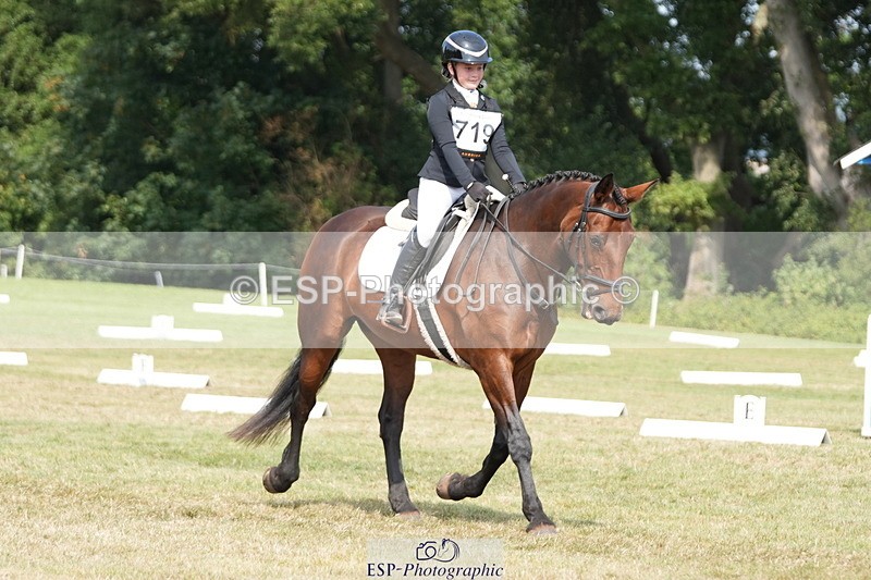 250823A-152119-32271 - PC70 Ride Off