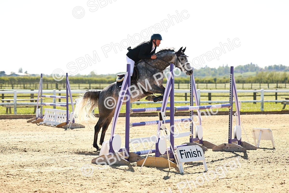 SBM_001840 - Class 5 - Senior Foxhunter - 1.20m
