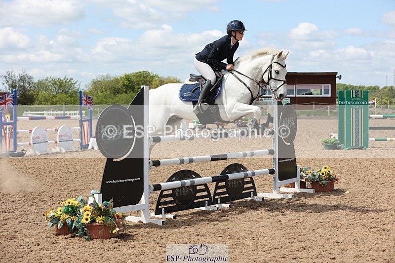 250504-124651-02586 - Cls 5 Pony Foxhunter and 1.10m Open