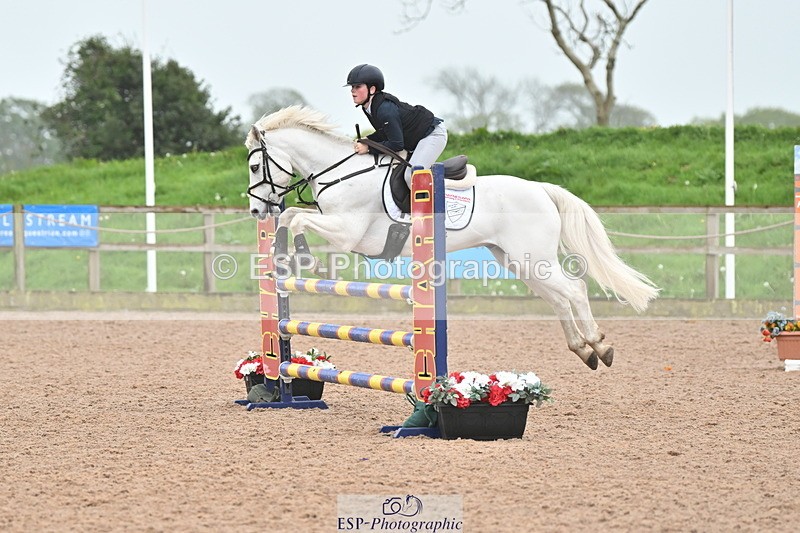 240505A-122451-05054 - Cls 4 Blue Chip Pony Newcomers & 1m Open