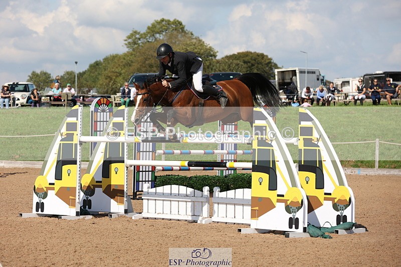 230915A-143014-02597 - Cls 5 National 1.40m