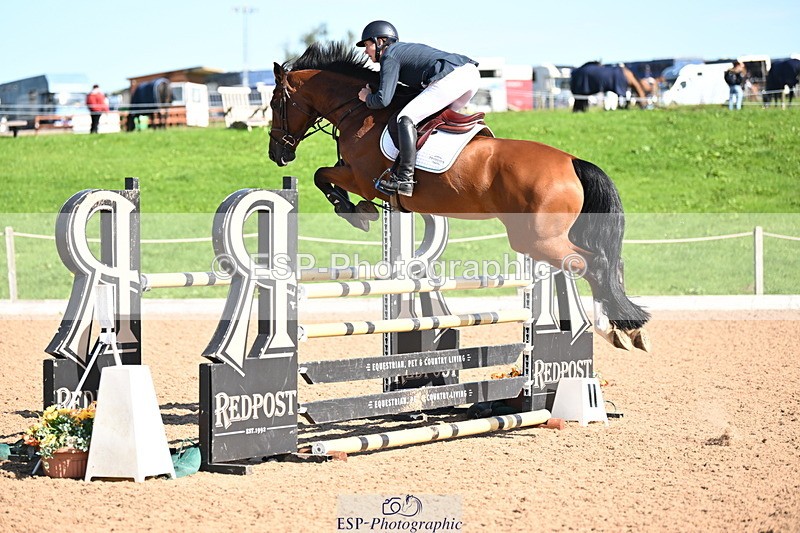 240913A-110423-03802 - Cls 14 Snr Newcomers