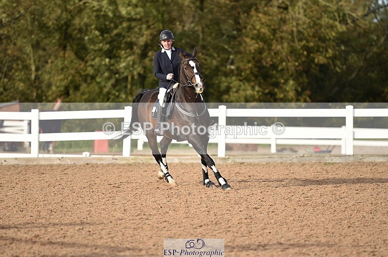 231015A-162126-09310 - Cls 27 1.10m Amateur Q 2nd R