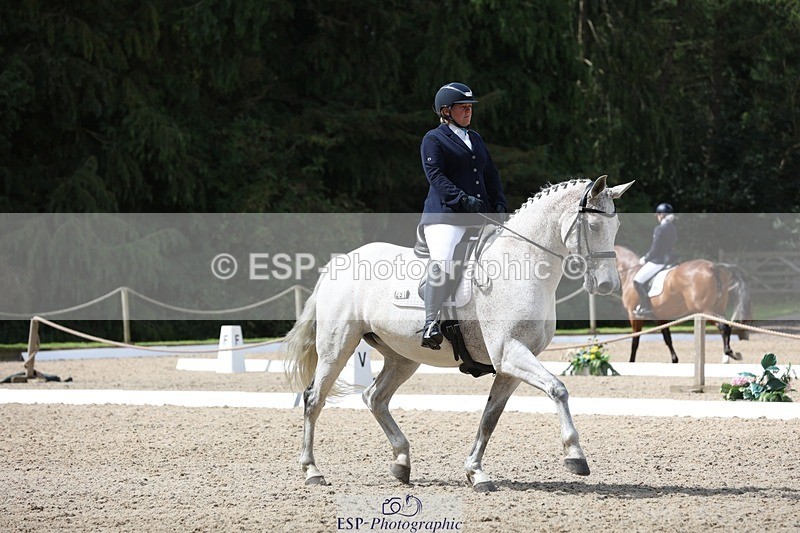 230812-114308-03833 - Cls 5 Novice Bronze 11.15 to 12.50 break