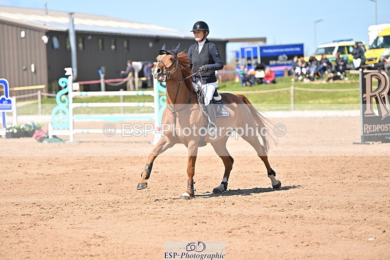 240420A-140448-11598 - Cls 7, 2 Star Medium Tour 1.35m