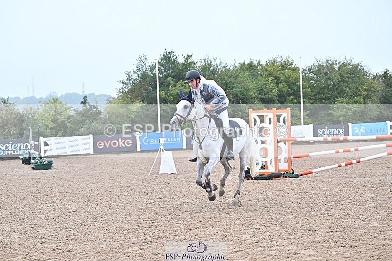 250914-124212-08864 - Cls 36 1.05m Amateur Quali