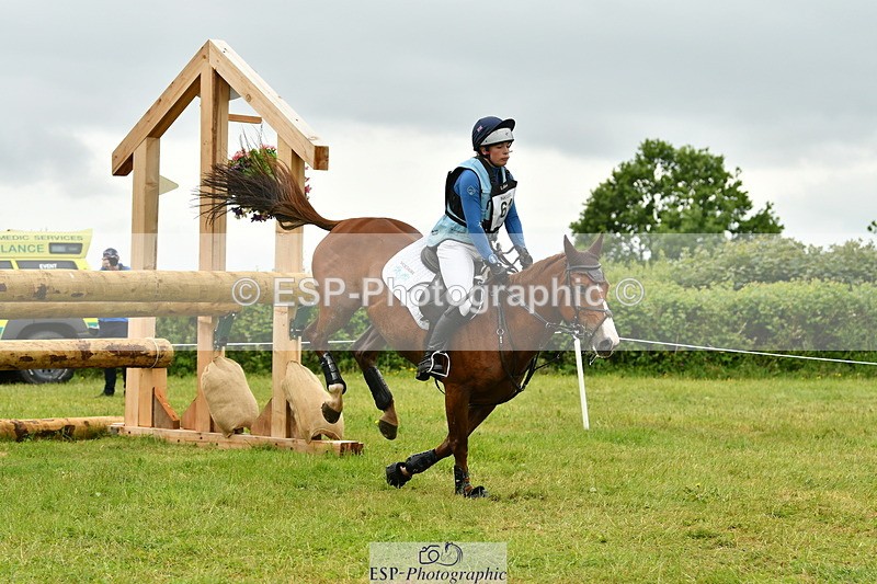 250524A-104052-09192 - A-061-Isabelle.Cook-EMERALD.KATIE