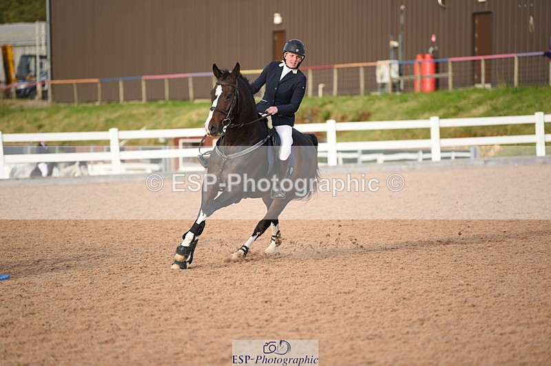 231015A-164428-09388 - Cls 27 1.10m Amateur Q 2nd R