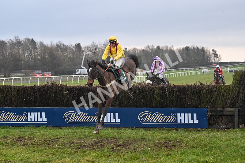 100225-Race 4-Onesoc-6707 - Race 4