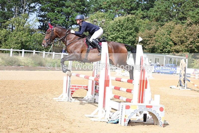 3E7A9677 - Class 10: Senior 95cm open