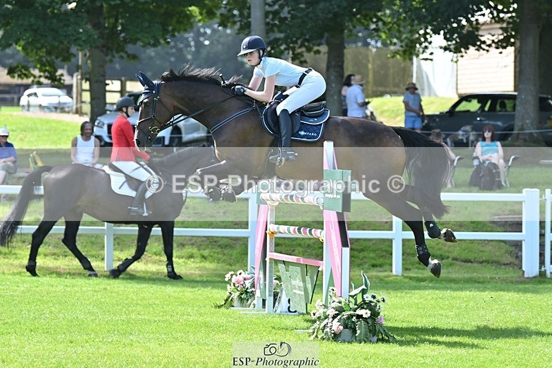 230909-122906-05482 - Cls 11 Snr Foxhunter & 1.20m Open
