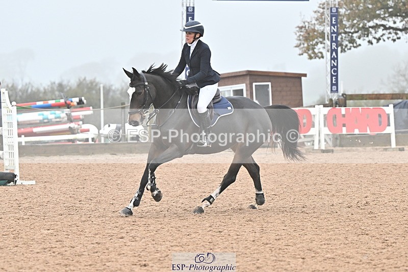241103A-112834-07056 - SUN Cls 18 British Novice and 90cm Open