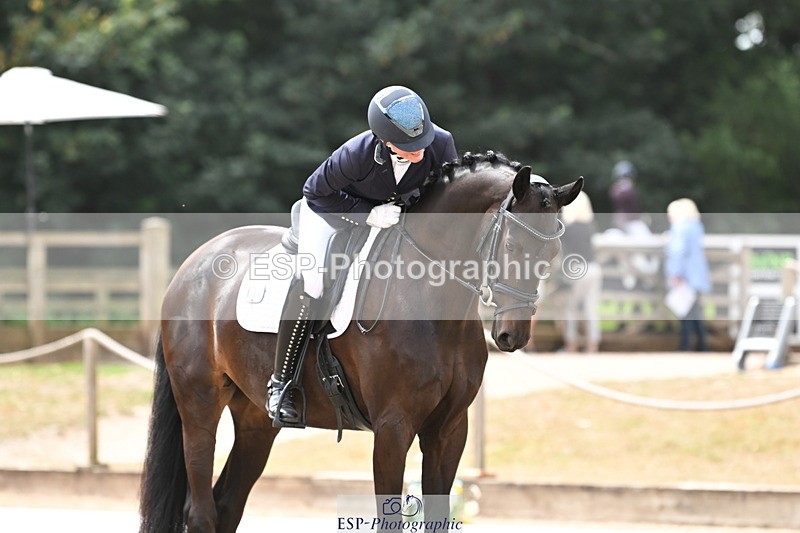 250808A-154543-01454 - 032-Caitlin.BurgessFurst.Sandreo.MFS