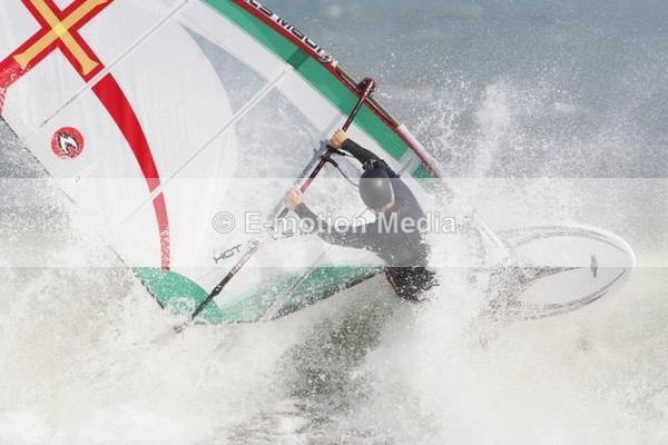WS 190808-147 - Windsurfing