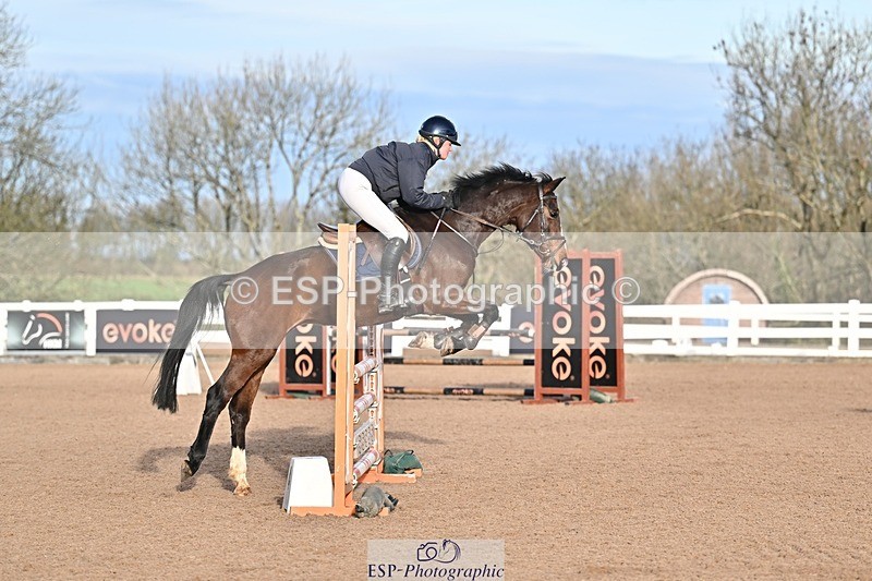 251126-093928-00049 - Cls 0 + 1, Clear Round, British Novice and 90cm