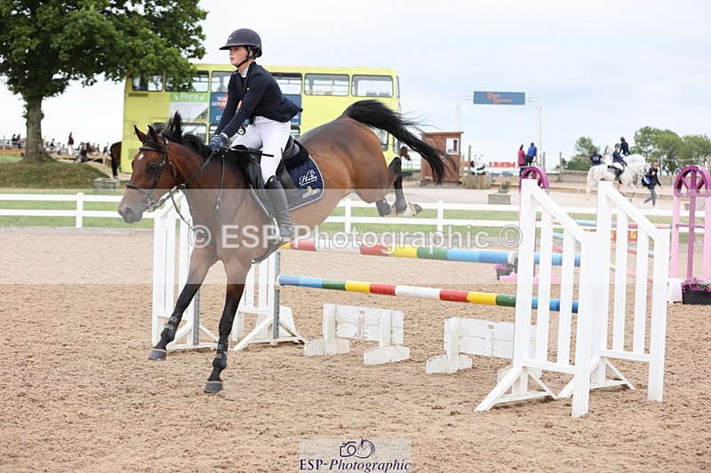 240630A-162406-15151 - Cls 33 Foxhunter and 1.10m Open