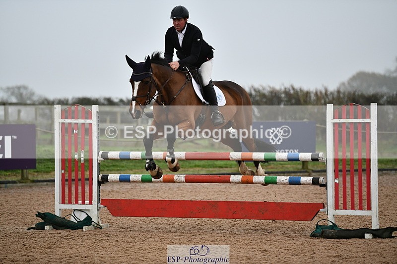 241102A-150117-05998 - SAT Cls 11 Snr 1.05m