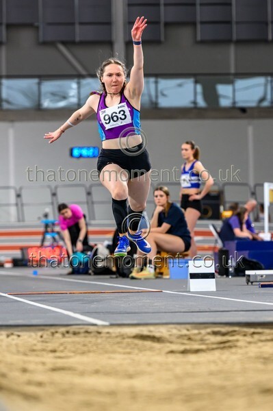 SeniorInd25-911397 - Field Female