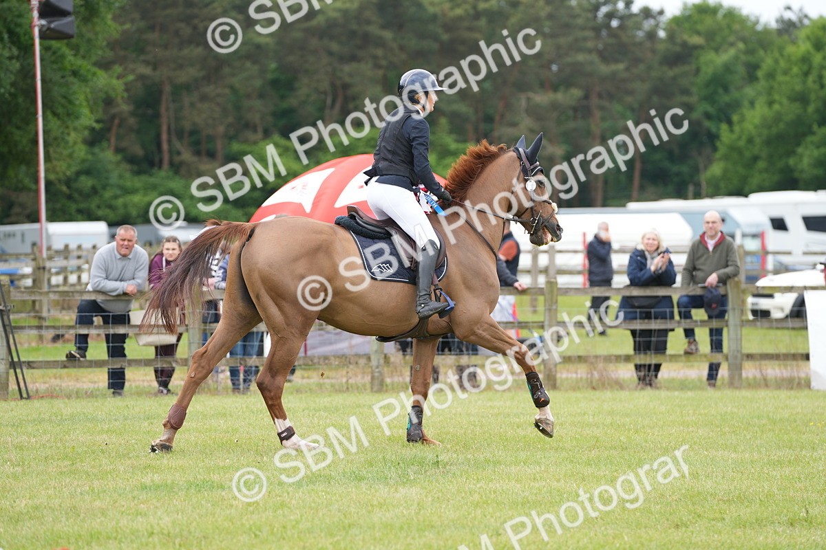 SBM_05340 - Class 201 - British Horse Feeds Speedi Beet Horse of the Year Show Grade  C