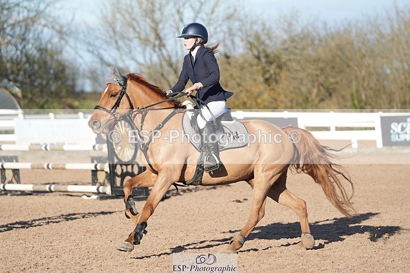 251130-113248-01108 - Cls 5 Pony Discovery & 90cm Open