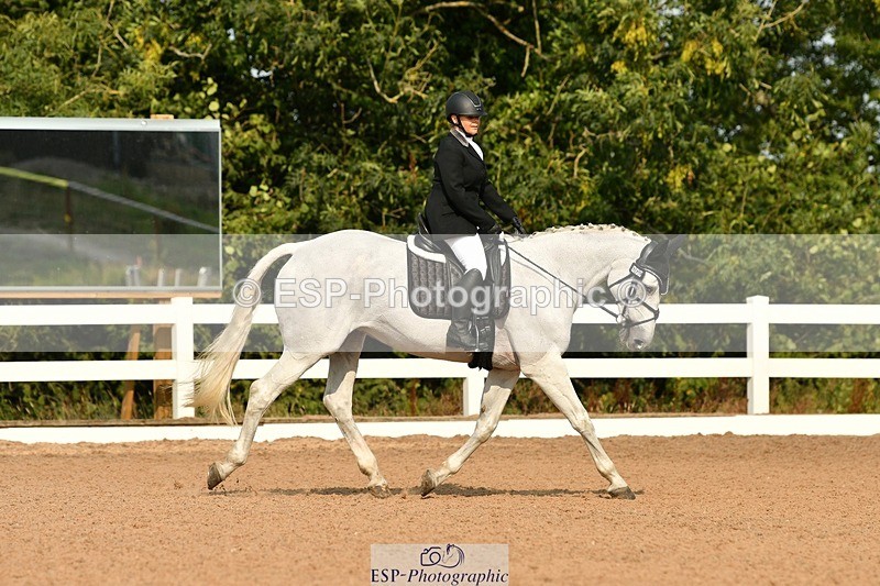 250817-095219-07629 - 179-Kate.WilliamsGhyllwood.April.Moment