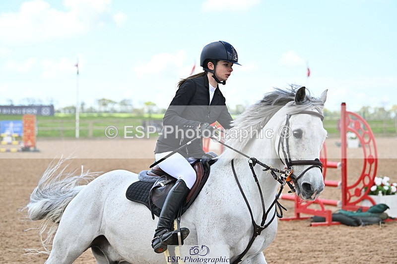 240504A-120157-01379 - Cls 3 Pony Discovery & 90cm Open