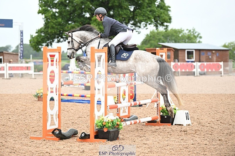 250607-125627-01109 - Cls 13 Pony Foxhunter and 1.10m