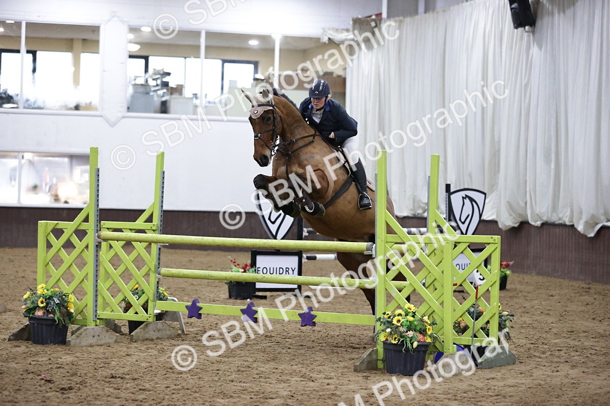 SBM_001124 - Class 4 - Senior Newcomers/ 1.10m Open