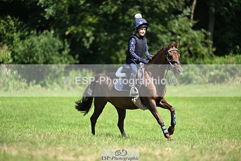 240729B-145017-02867 - Abbie's Group XC