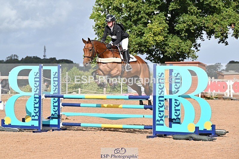 250831-100154-05279 - J-459-Isobel.Thrasher