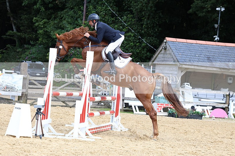 3E7A0283 - Class 9: Senior British Novice/90cm open