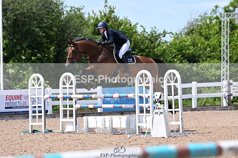 240619A-142237-00556 - Cls 4 Snr Newcomers and 1.10m Open