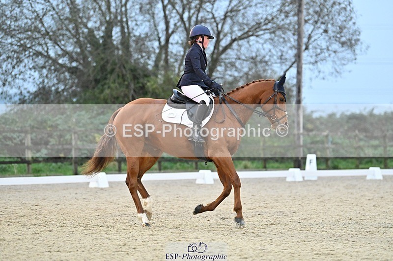 241103-161929-03320 - Novice 1 - 16.18 to 17.50