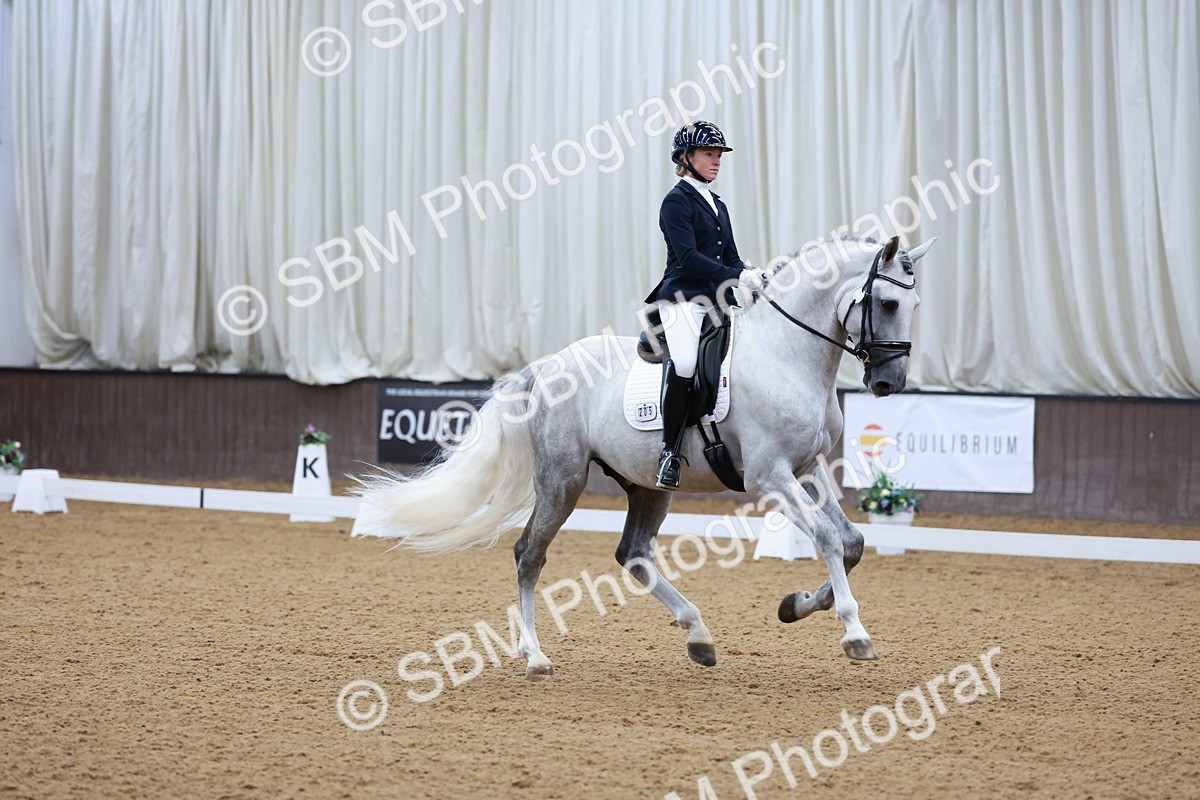 SBM_005542 - Class 3 - Medium 6 - 14.40-15.52