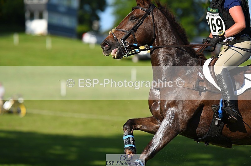 230527-180414-13724 - 169-DHI_HOUDINI-Sophie_Hodgson-XC