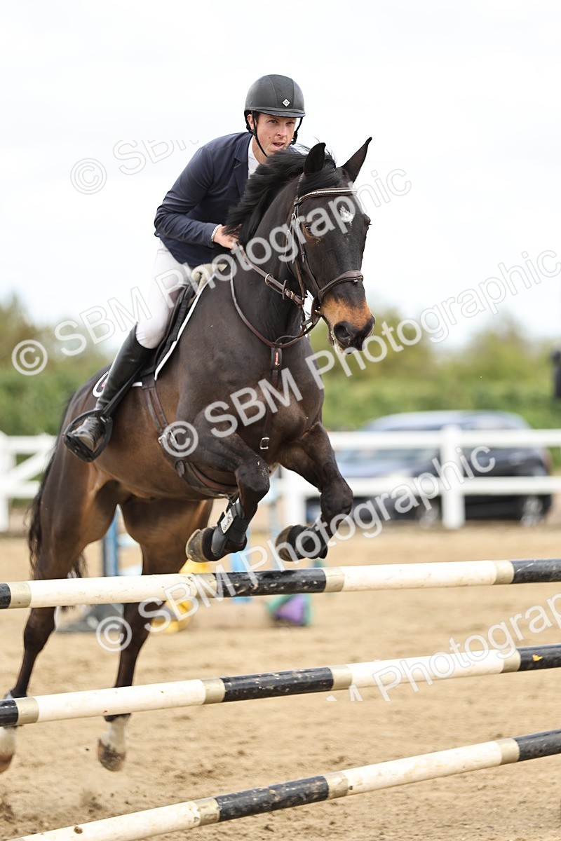 SBM_000985 - Class 3 - Senior Discovery - 1.00m