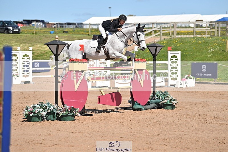 240420A-134846-11497 - Cls 7, 2 Star Medium Tour 1.35m