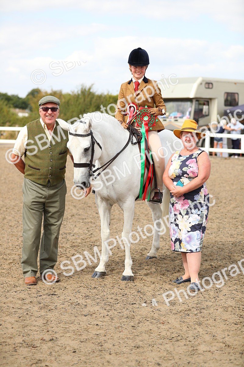 SBM_05700 - Class 48a Style & Performance 70cm (15-19)