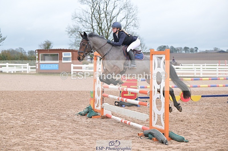 251116-115609-01292 - Cls 6 Pony Newcomers and 1m Open