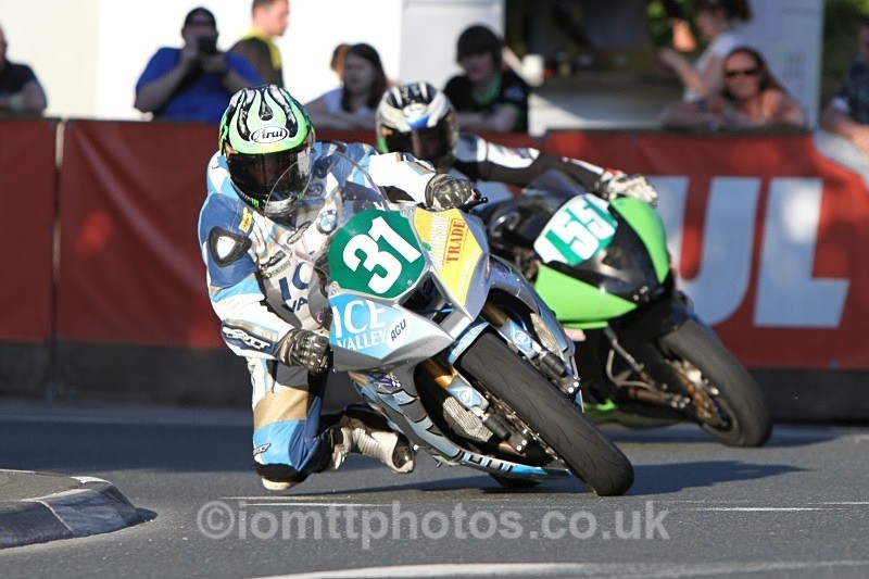  - Saturday Practice Newcomers/Supertwins