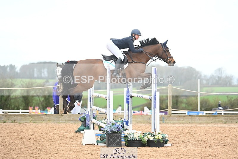 240316A-100129-02526 - Cls 13 Snr 1.05 and 1.10m Open