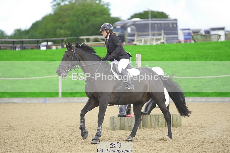 230806A-093236-00780 - Cls 12 Snr 1.05m