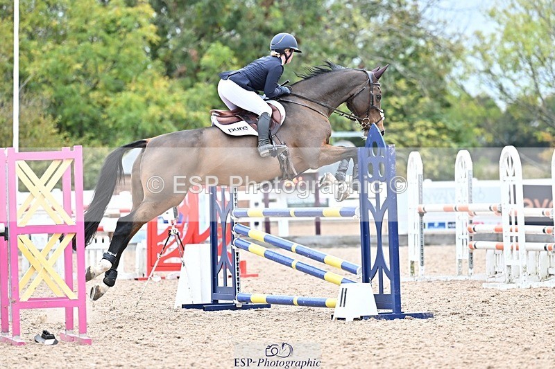 251015-124252-00440 - Cls 3 Snr 1.05m Open