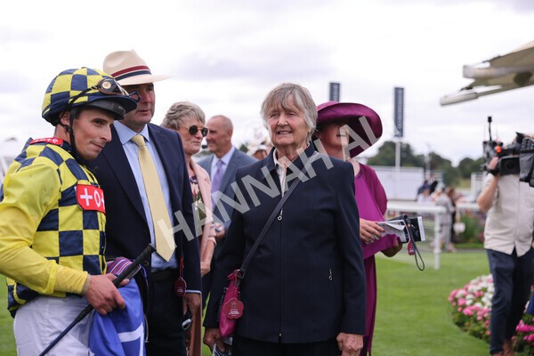 yr17082022r5-61 - Race 5 4.10pm Sky Bet Stayers Stakes