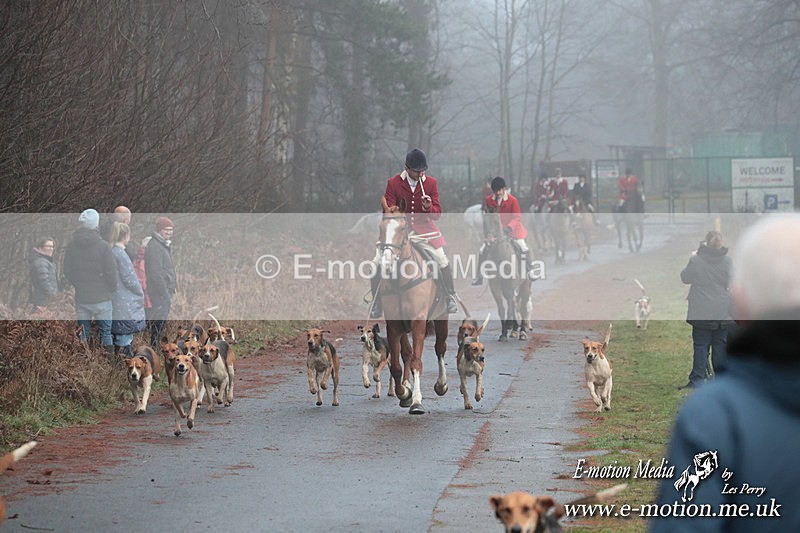 HUPY 261224 152 - Pytchley with Woodland Hunt Boxing Day Meet 26th December 2024