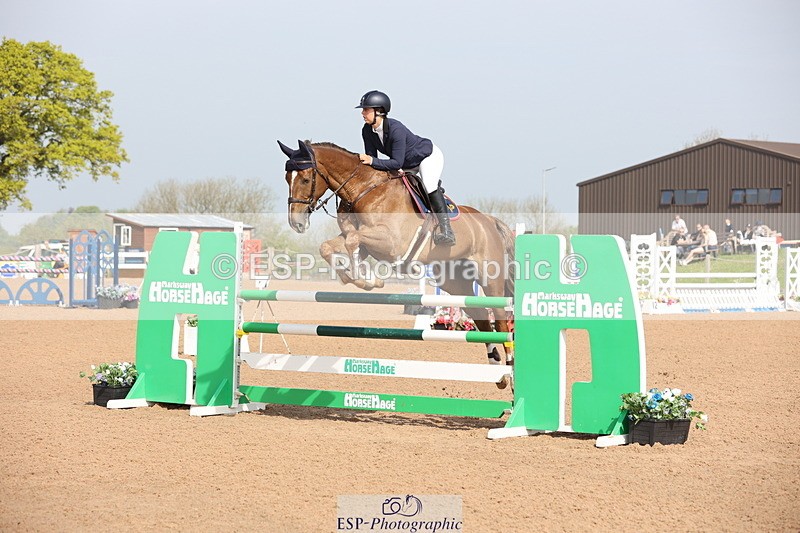 240511A-095702-11544 - Cls 33 Snr 1.20m Open