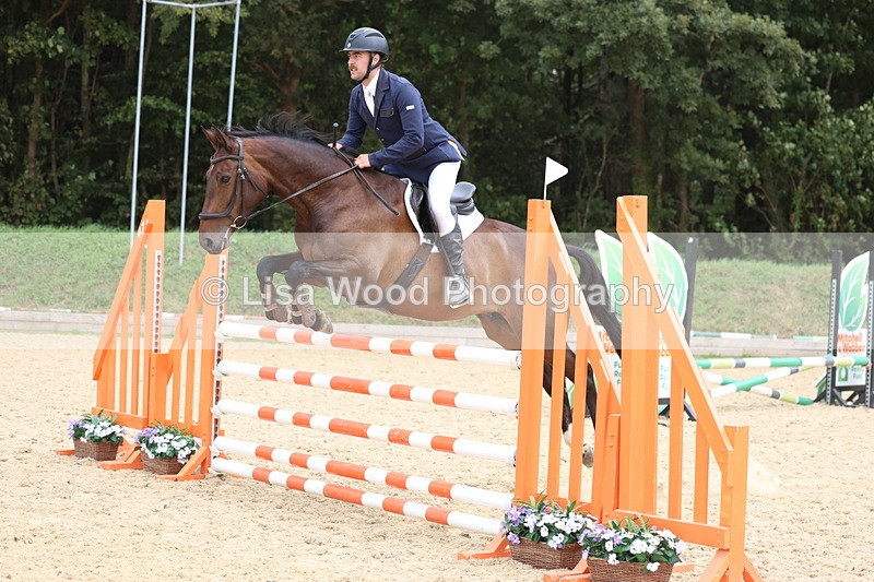 3E7A6349 - Class 8: Senior Newcomers/1.10m open