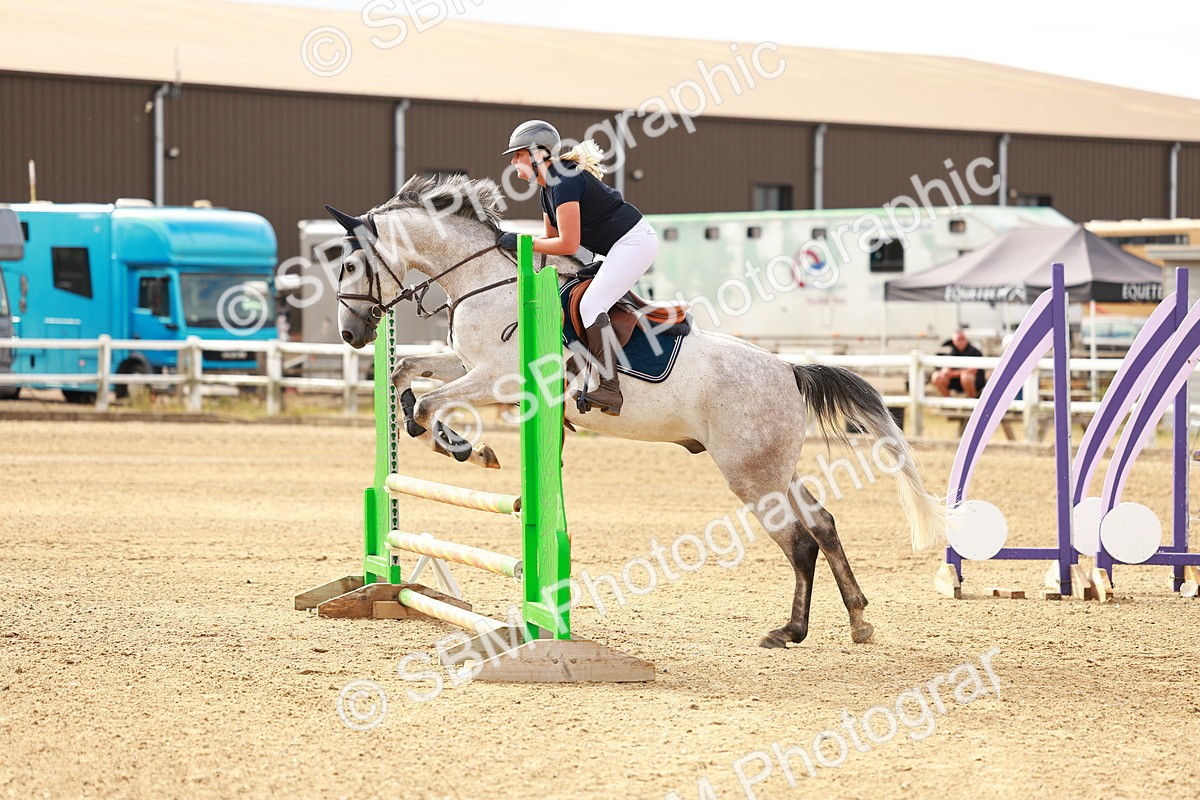 SBM_001946 - Class 8 - Clear Round