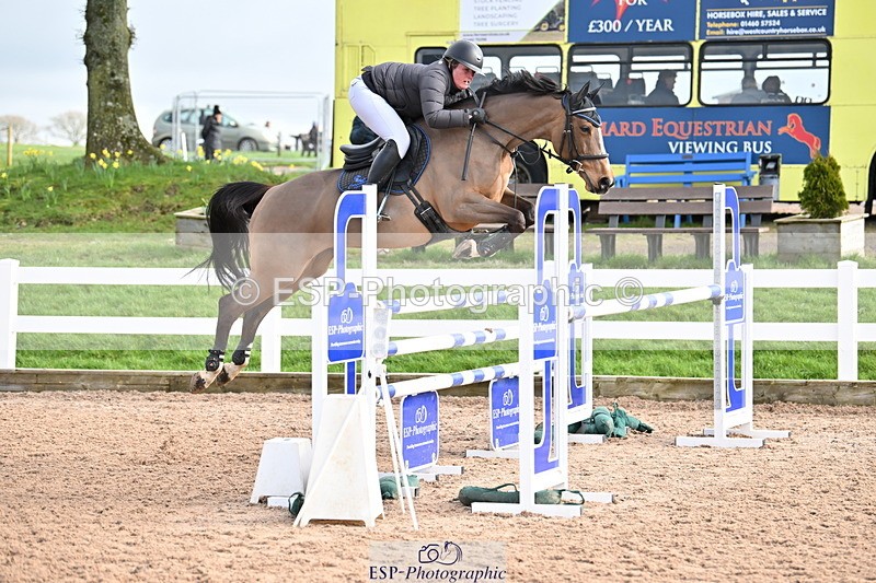 240224A-121031-03581 - Cls 11 Snr 1.05m and 1.10m Open