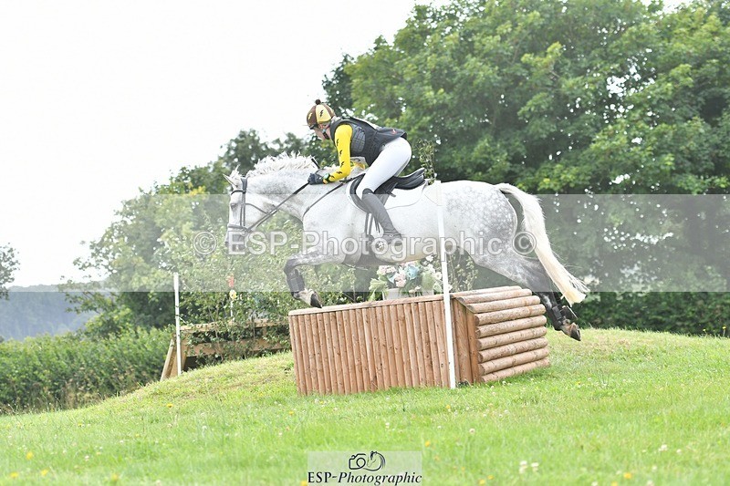 240803-140913-07101 - 213-Rachel_Brown-THE_BARE_NECESSITIES